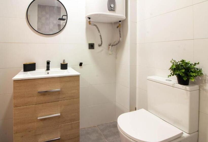 Larios Dos 504. Estudio Con Vistas Al Mar Cerca De La Playa