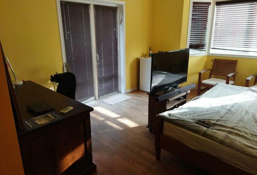 Bed and Breakfast Queen Bereniki