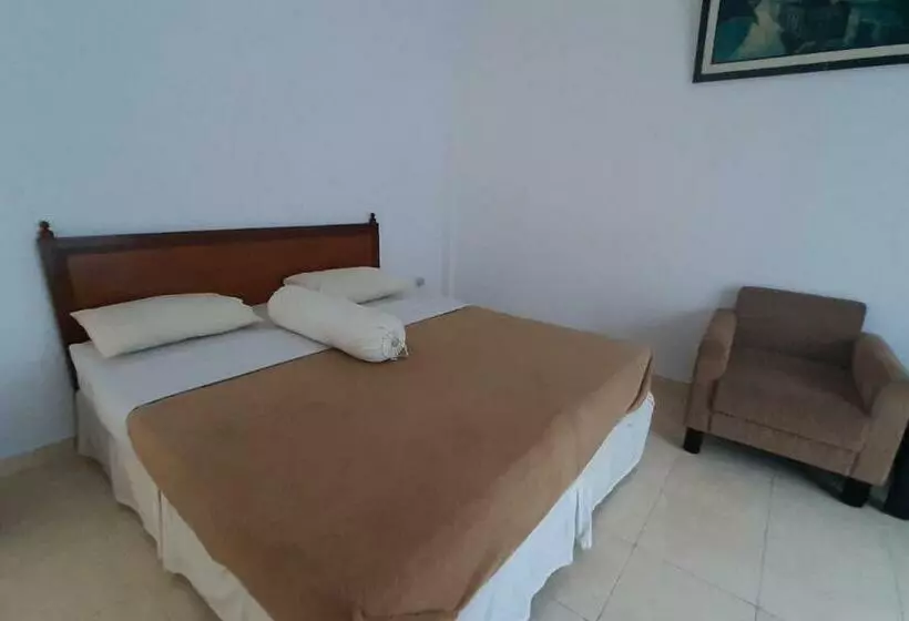 ホテル Akbar Syariah Banyumas Redpartner