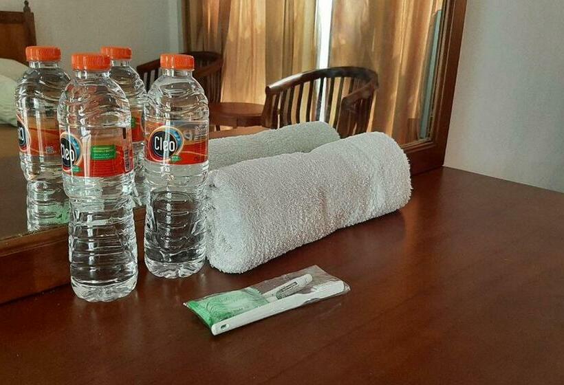 Hotel Akbar Syariah Banyumas Redpartner