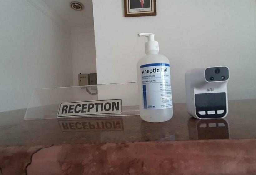 Szálloda Akbar Syariah Banyumas Redpartner