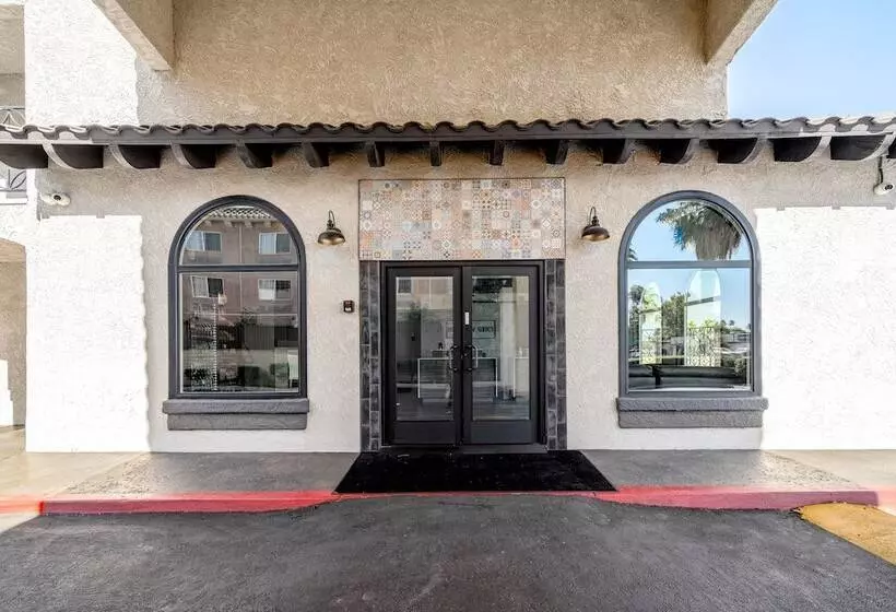 هتل Mainstay Suites