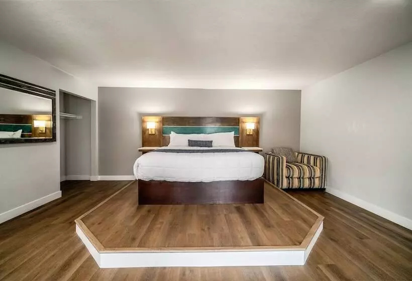 هتل Mainstay Suites