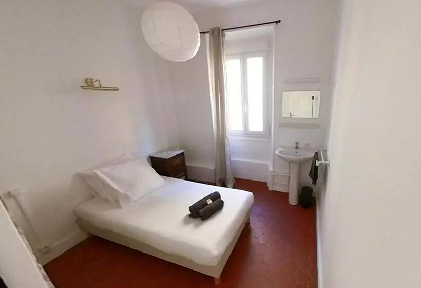 Hotelli La Casa Dina