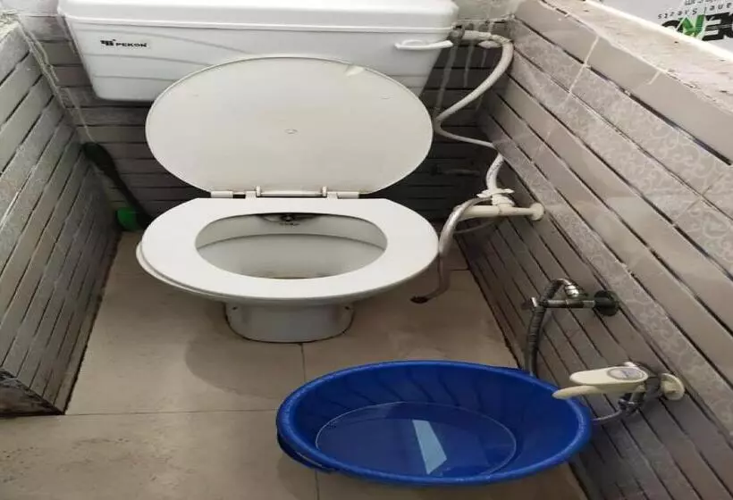 ホテル Oyo 86189 Glaxy