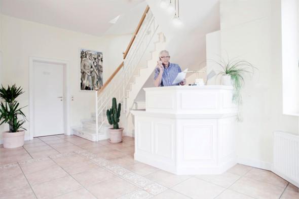 酒店 Restaurant Rüwe