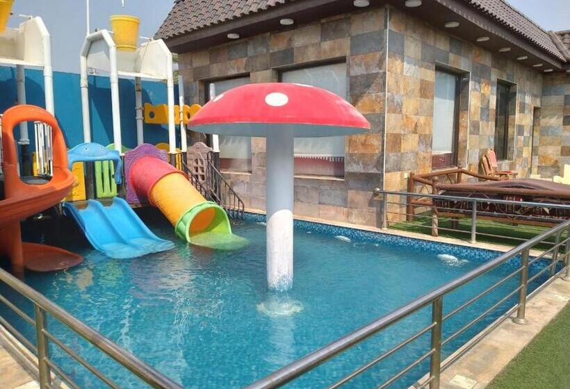 شاليهات الكوخ السويسري وأكوابارك