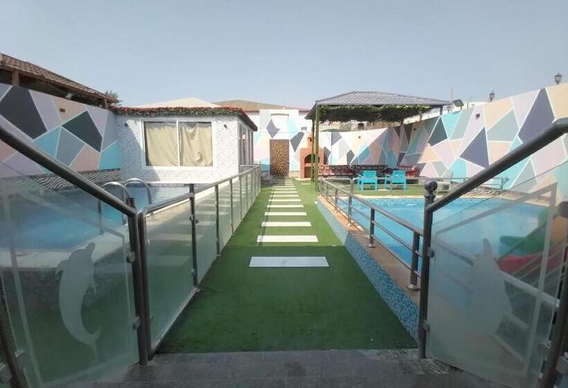 شاليهات الكوخ السويسري وأكوابارك