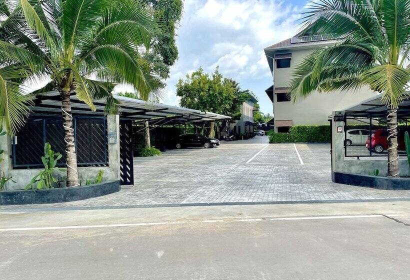 Hideaway Resort Banchang