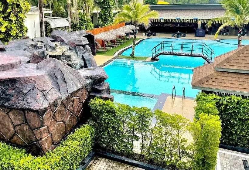 Hideaway Resort Banchang