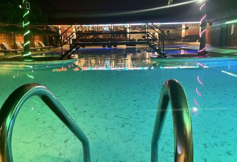 Hideaway Resort Banchang