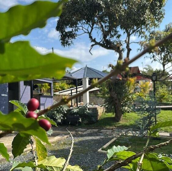 هتل Natural Luxury