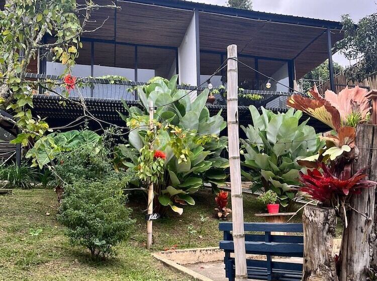 هتل Natural Luxury