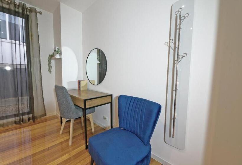 Luxury 7brm Entire House Lakeview Blackswans Wifi Bbq Resort