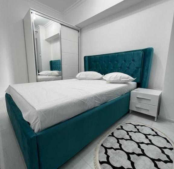 Vlad Summer Studio 11