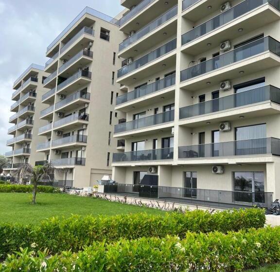 Vlad Summer Studio 11