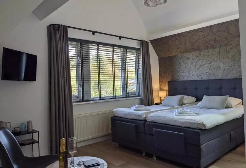 Aamiaismajoitus (B&B) Bed&bubbels 256