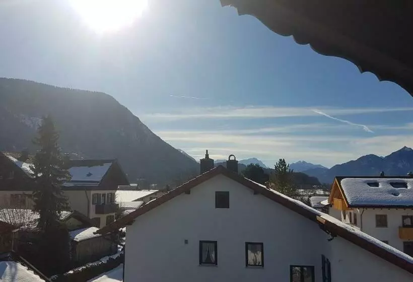 Aamiaismajoitus (B&B) La Locanda Ristorante Pizzeria Garni