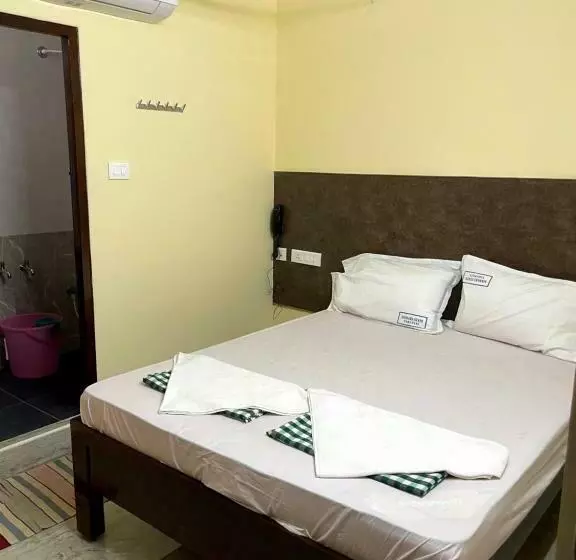 ホテル Newly Opened   Sikhara Stays