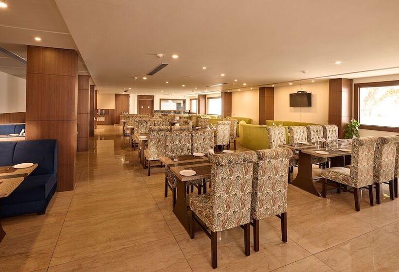 בית מלון כפרי Renest Haridwar