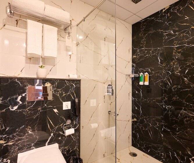 בית מלון כפרי Renest Haridwar