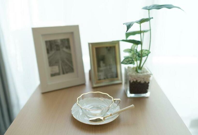 Osaka Sunshine Tower82