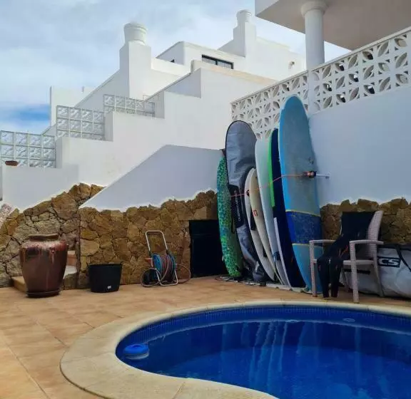 ペンション Coco Surfhouse   Coworking Coliving