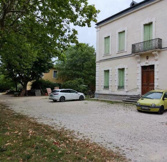 膳宿费 Petit Gîte Familial Au Domaine De Valmont