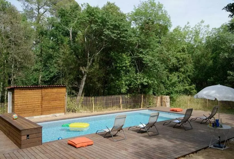 Majatalo Petit Gîte Familial Au Domaine De Valmont