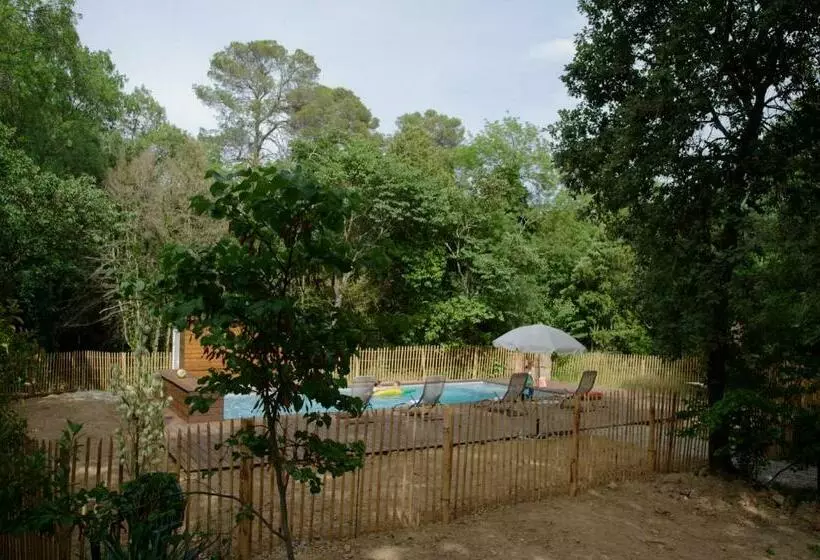 Majatalo Petit Gîte Familial Au Domaine De Valmont