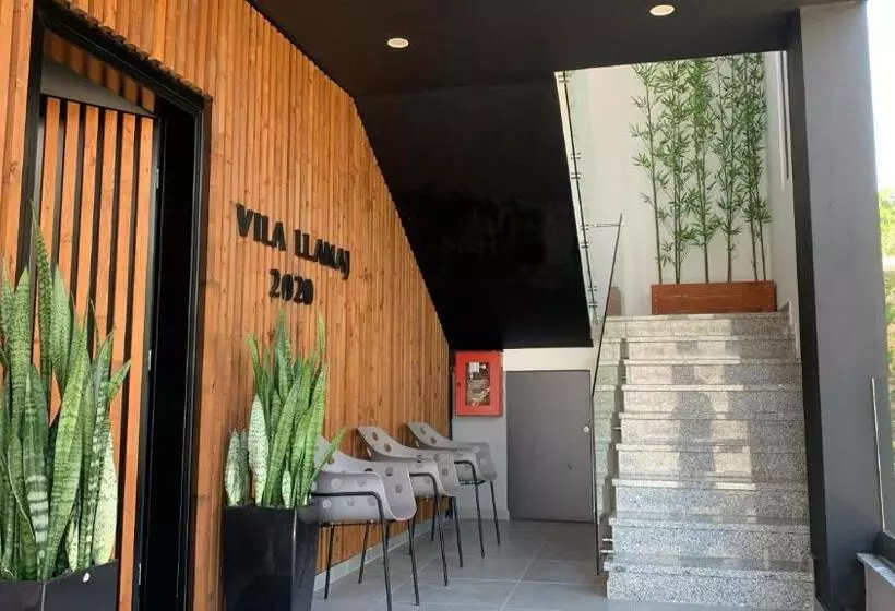 ペンション Vila Llanaj