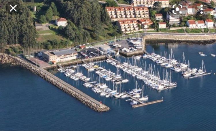 Adosado Portosin Con Piscina Al Lado De La Playa
