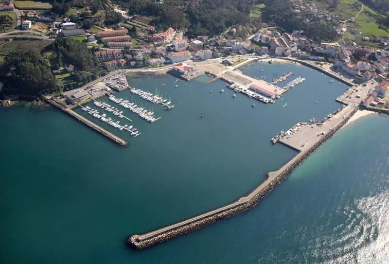 Adosado Portosin Con Piscina Al Lado De La Playa