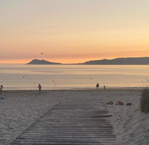 Adosado Portosin Con Piscina Al Lado De La Playa