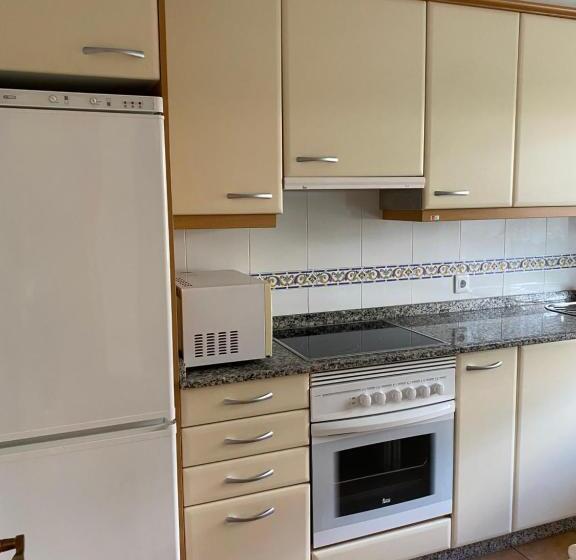 Adosado Portosin Con Piscina Al Lado De La Playa