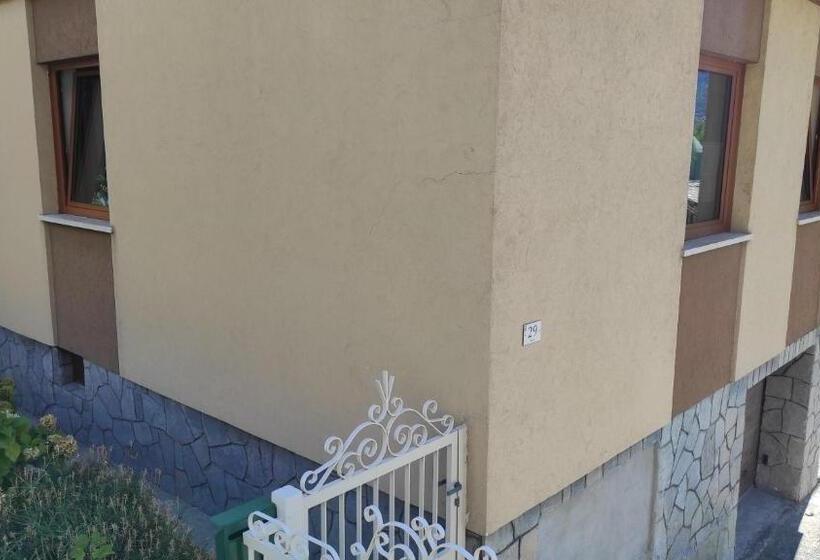 ペンション Casabella Silvana