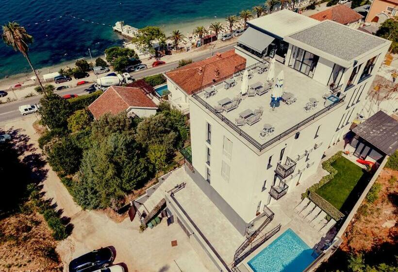 پانسیون Skyview Apartments