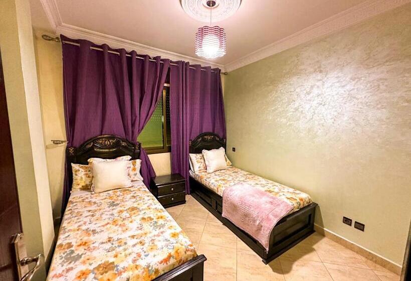 Spacieux Avec Vue Historique Unique