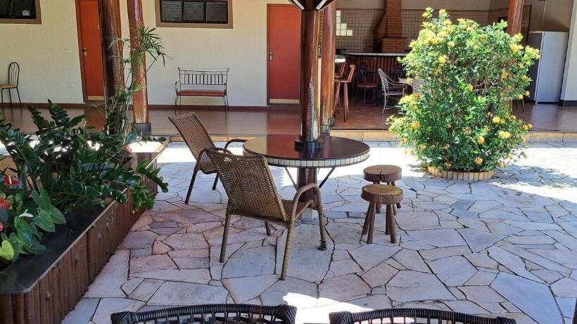 هاستل Pousada Villa D Garden