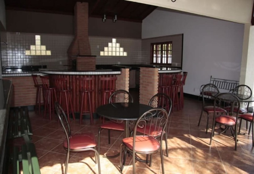 هاستل Pousada Villa D Garden