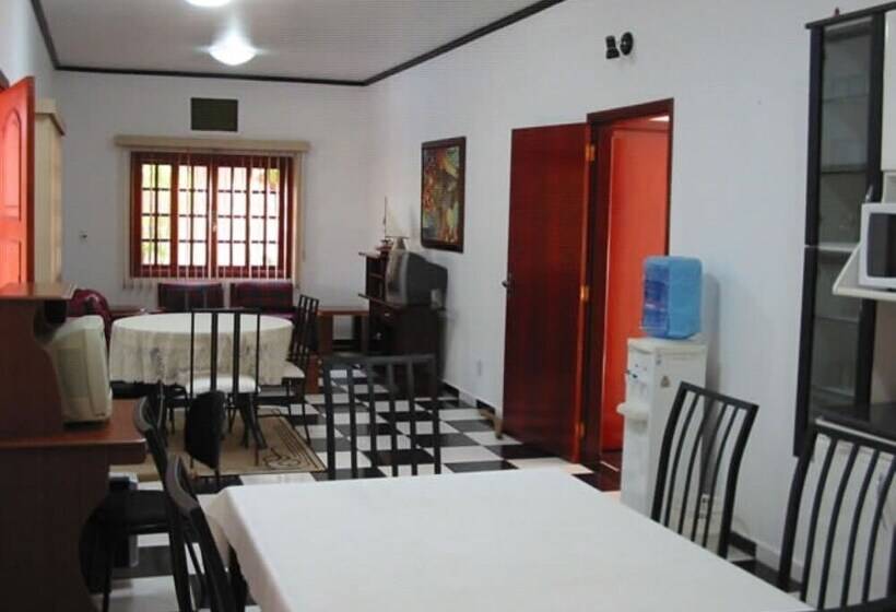 هاستل Pousada Villa D Garden