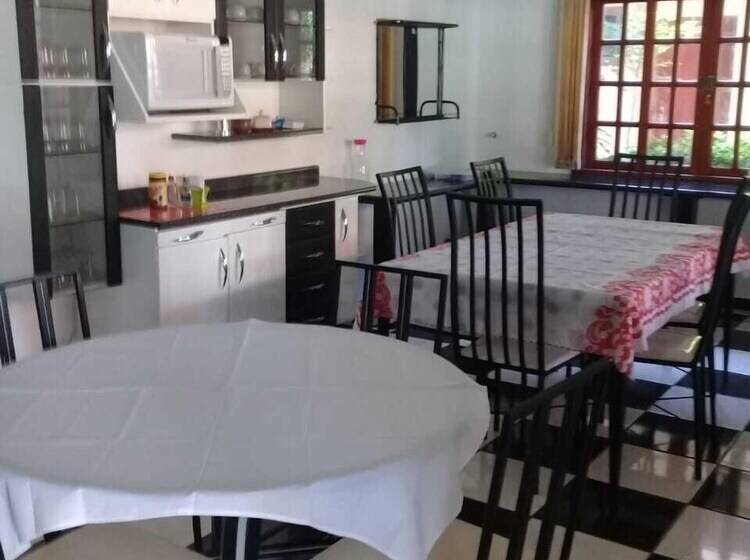 هاستل Pousada Villa D Garden