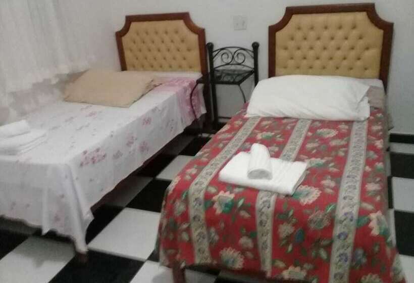 هاستل Pousada Villa D Garden