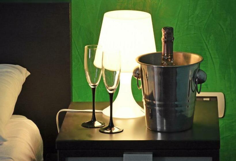 צימר Beb La Casetta Rossa