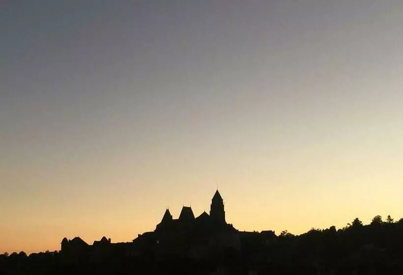 ベッドアンドブレックファースト Les Roches Bleues