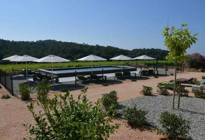 ベッドアンドブレックファースト Sous Les Pins Gîtes Et Chambres D Hôtes