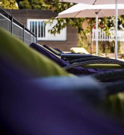 ベッドアンドブレックファースト Sous Les Pins Gîtes Et Chambres D Hôtes