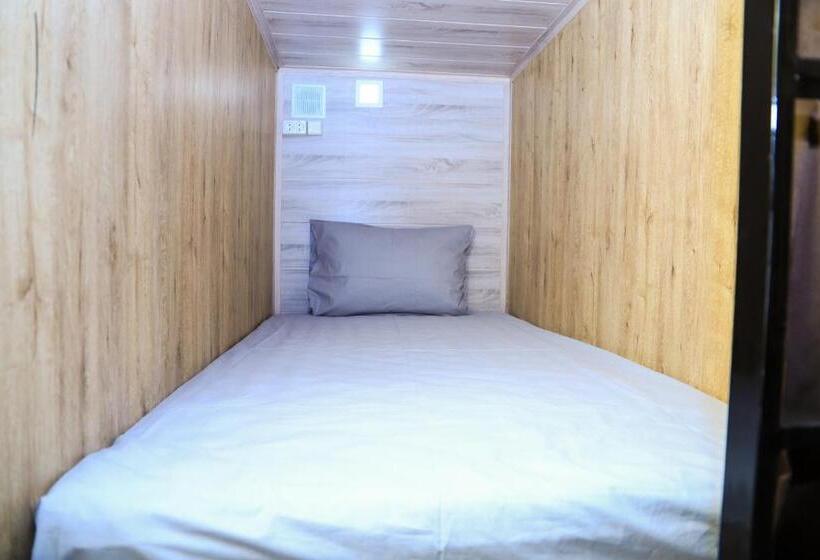 Capsule Hostel