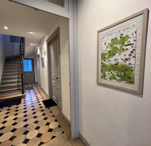 La Marquise Cosy Flat Jacuzzi Senlis