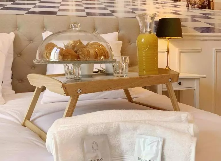 La Marquise   Cosy Flat   Jacuzzi   Senlis